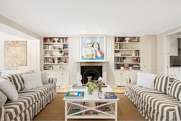 Rented by Douglas Elliman | media 18