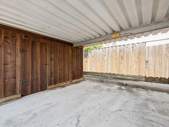 2nd image of 6645 Wanda Ln