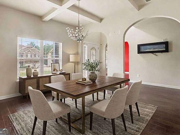 2nd image of 646 Toronto Cir