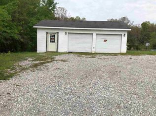 573 Hazel Creek Rd, Beech Creek, KY 42321
