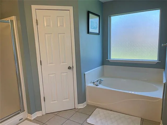 3052 Behrman Hwy — Photo 11