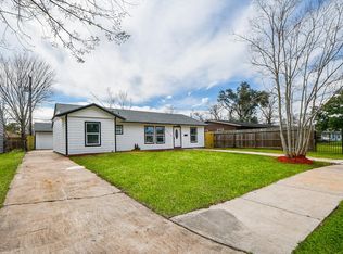 5814 Belneath St, Houston, TX 77033