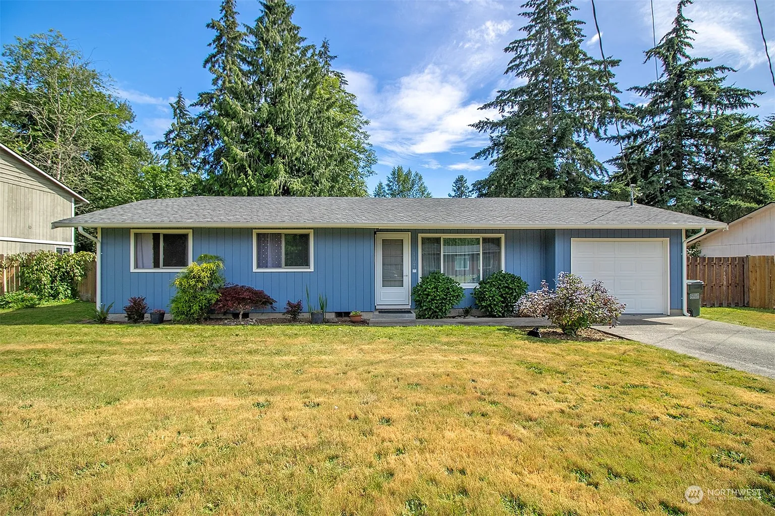 1107 Miller Avenue NE photo 1