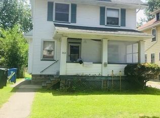 363 Ravenwood Ave, Rochester, NY 14619