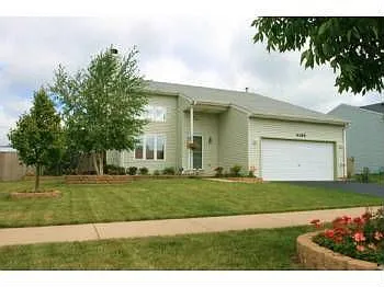 4204 Wren Ln photo 1