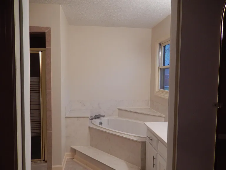 Main bathroom