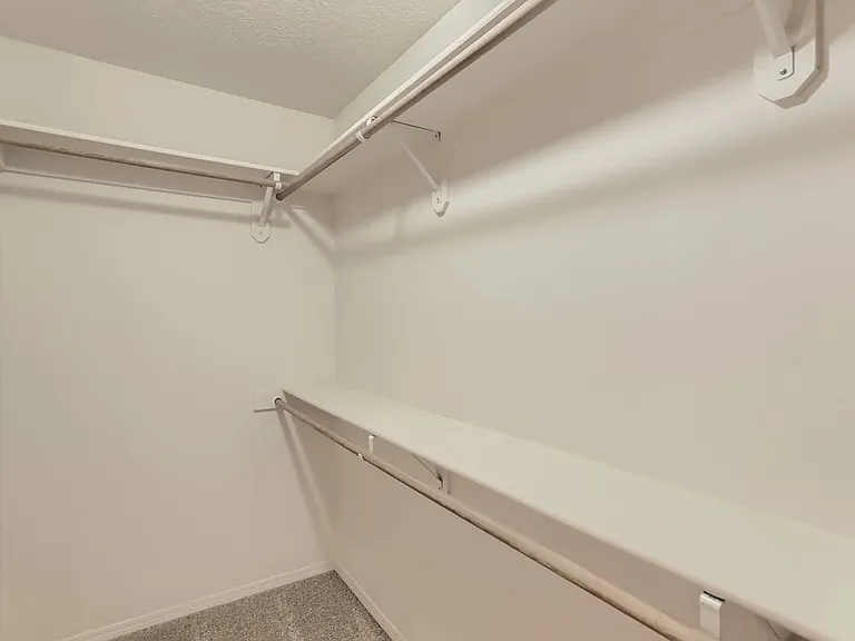 903 SE Elina Ave — Photo 17