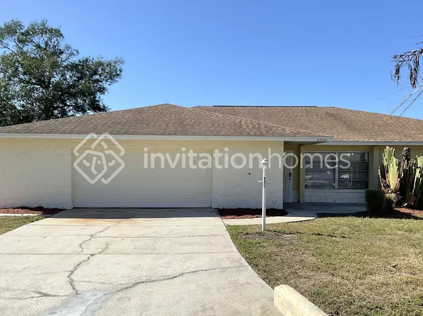 8900 Phyliss Ave, Sarasota, FL 34231