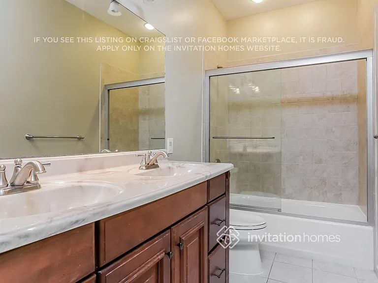 7586 NW 60th Ln — Photo 16