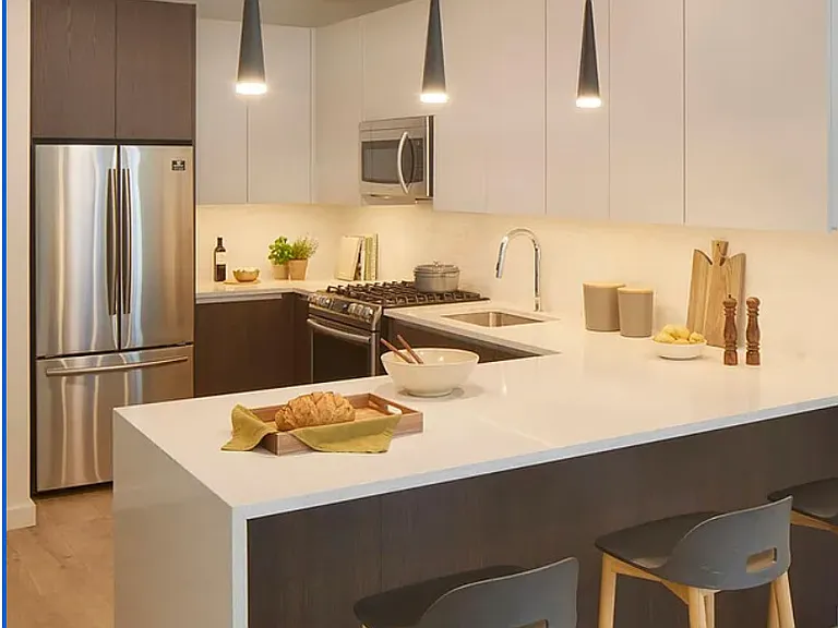10 Burney St #3 — Photo 7