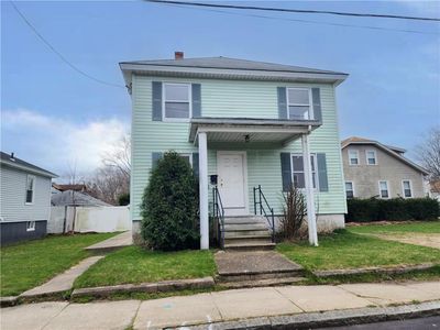 10 Lachance St, West Warwick, RI, 02893