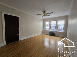 2948 W Belle Plaine Ave #1, Chicago, IL 60618