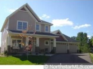 442 Majestic Ct, Shoreview, MN 55126