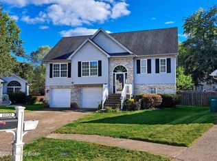 11122 Meadow Chase Ct, Louisville, KY