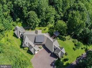 1741 Hilltop Rd, Spring City, PA 19475