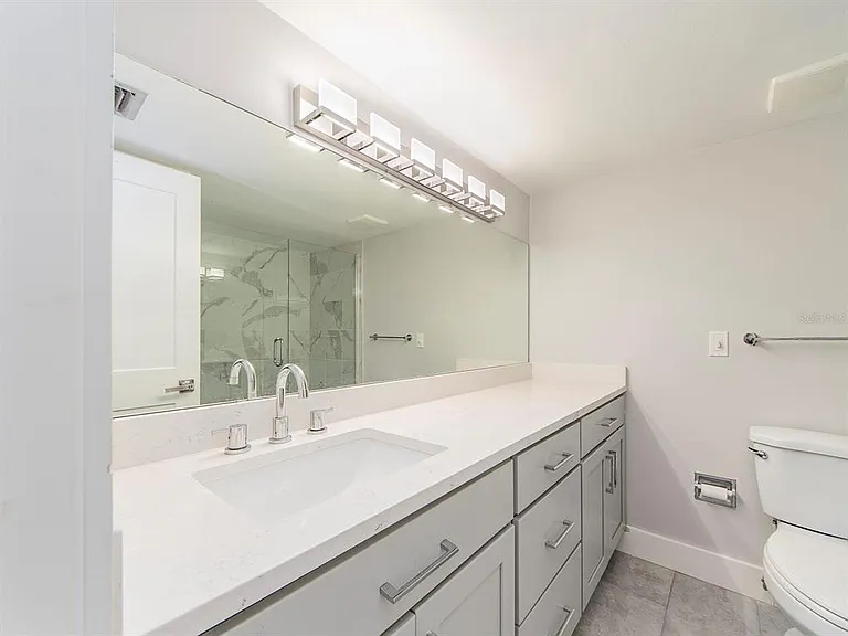 121 Island Way #334 — Photo 21