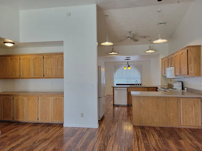 3072 Brenda Cir — Photo 15