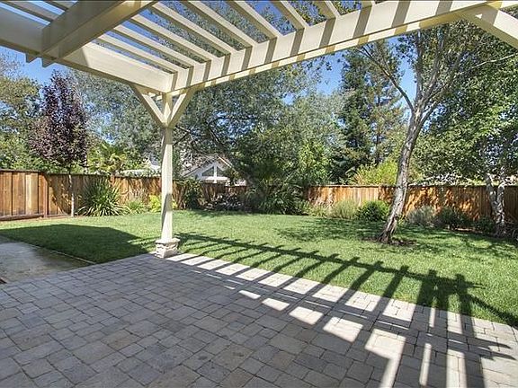 2nd image of 3317 Alameda De Las Pulgas