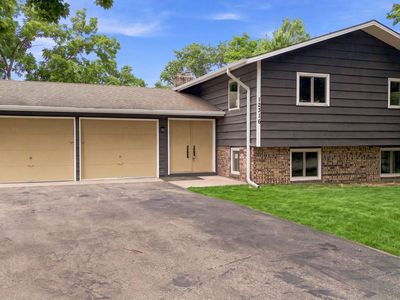 12316 Villaburne Dr, Burnsville, MN, 55337