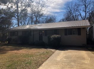 1205 Walnut St, Greenwood, MS 38930