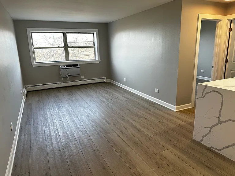 Loyola Beach Apartments — Photo 38