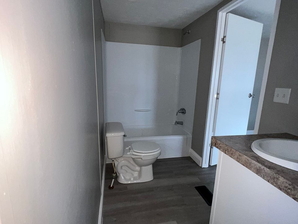 1st image of 5345 Brown Ln
