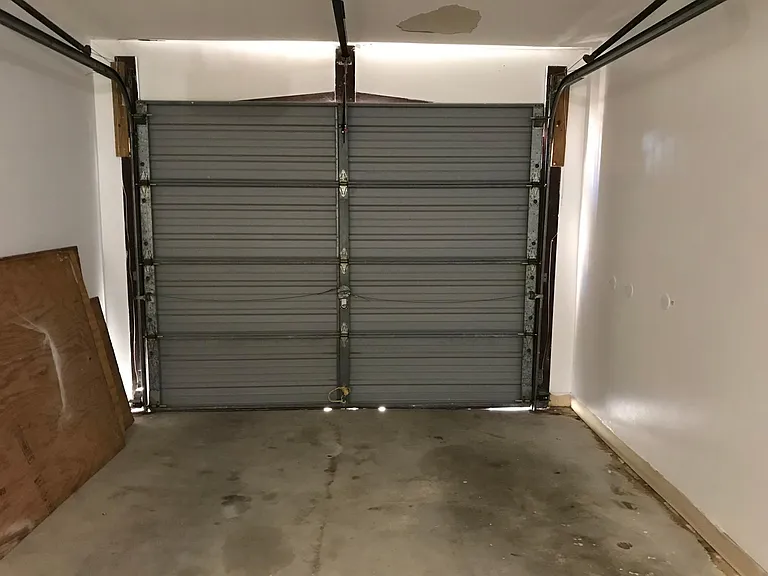2032 N Carpenter Rd — Photo 38