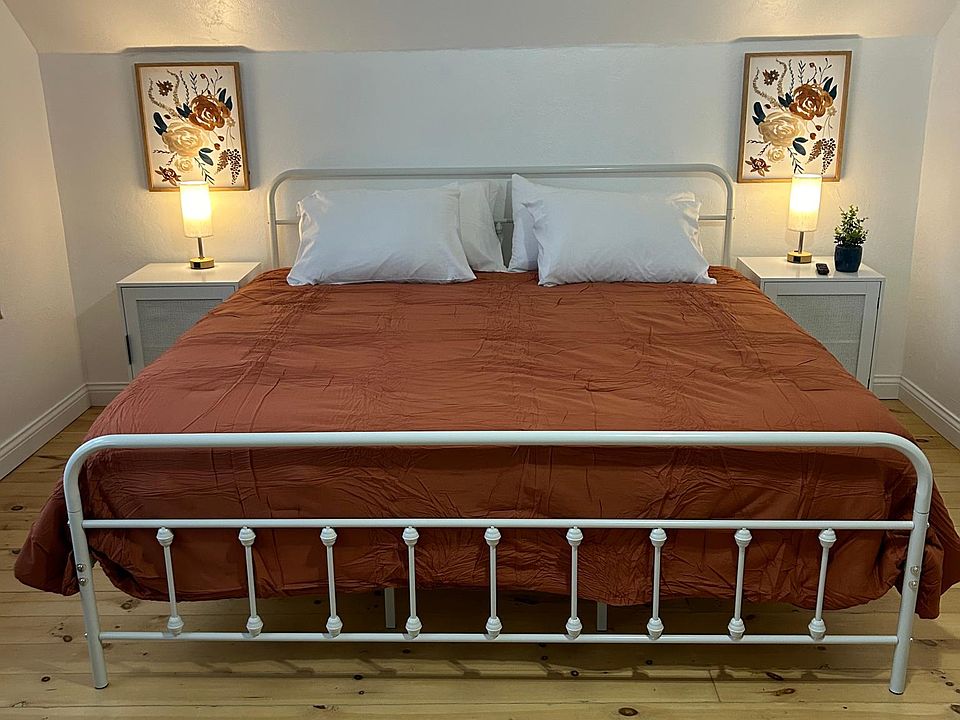 King size mattress-Med/Firm