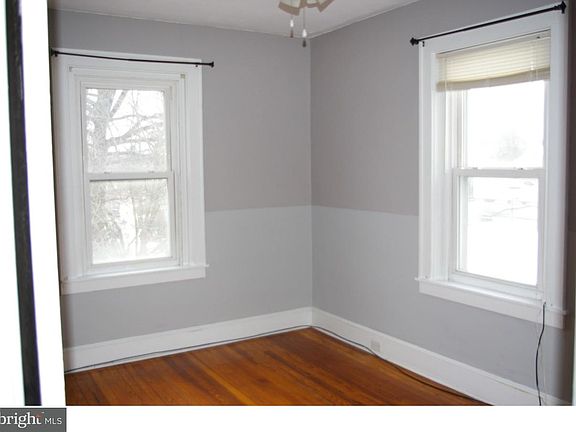 5th image of 224 E State St APT 3