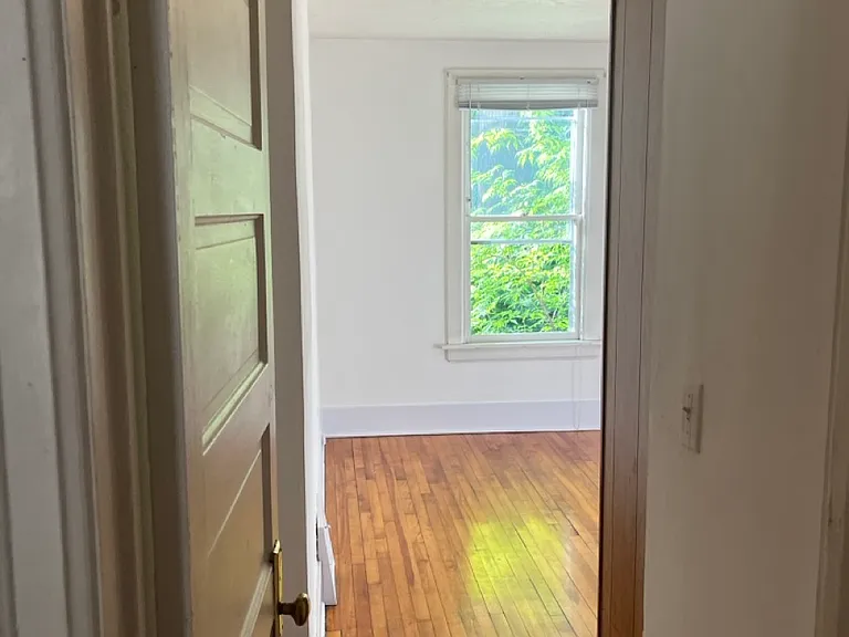 512 E Johnson St #1 — Photo 25