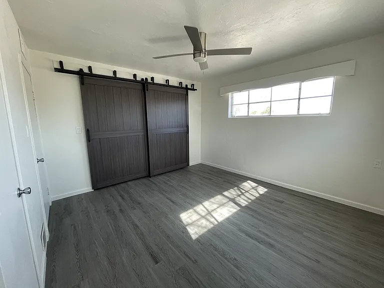 2113 N Treat Ave — Photo 14