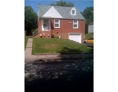 132 Central Ave photo 1