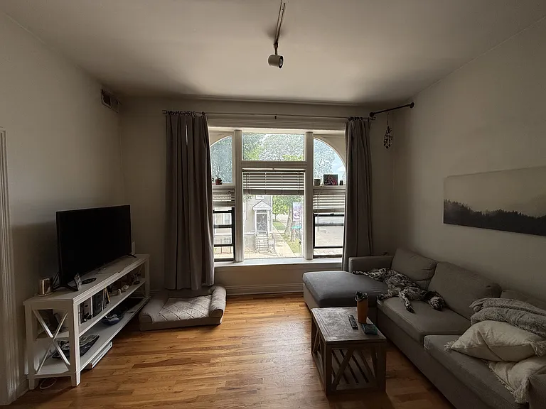 1835 W Thomas St #2F — Photo 5
