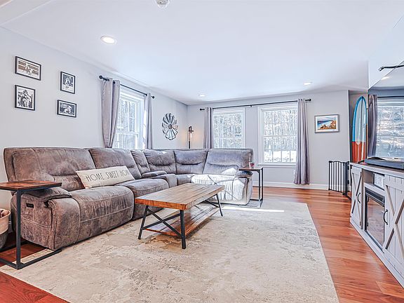 2nd image of 8 poor farm Road