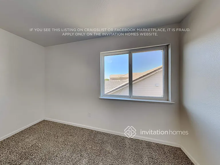 5569 Roaring Rapids Way — Photo 15