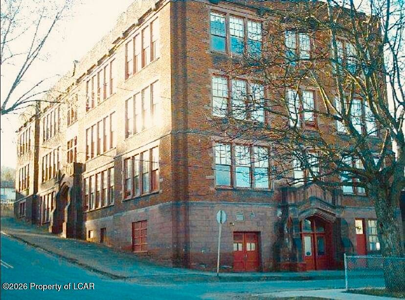 1st image of 108-116 Salem Ave