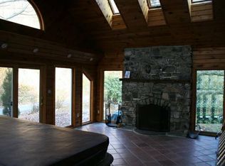 525 Zimmermans Hollow Rd, Sunbury, PA 17801