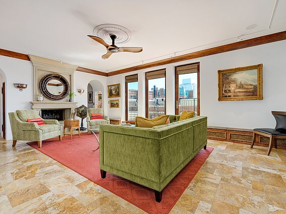 4th image of 3300 N Lake Shore Dr #17DE