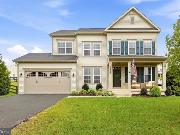 35943 Fieldside Way, Round Hill, VA 20141