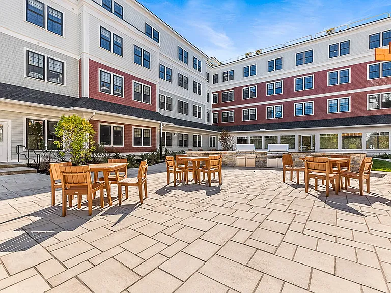 The Block at 22 Everett St — Photo 28