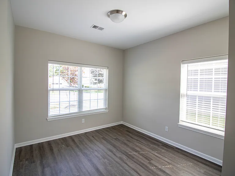 765 Fairchild Place — Photo 6
