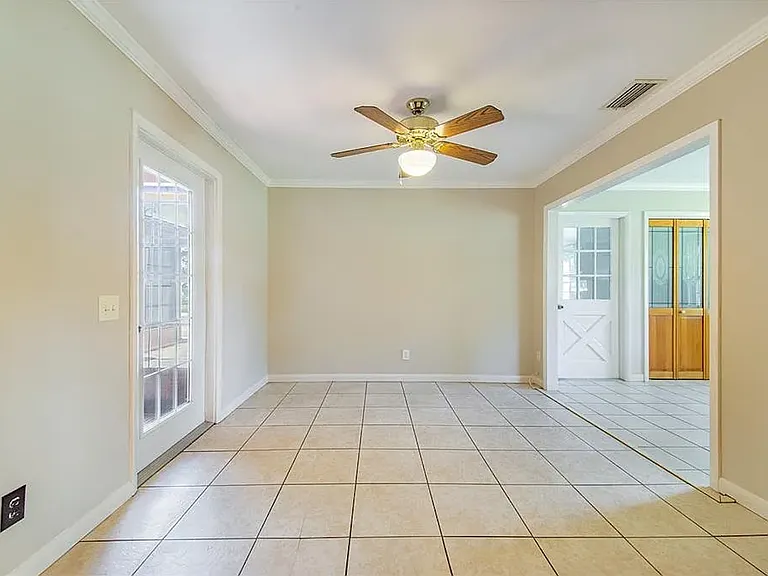 4854 E Hinson Ave — Photo 17