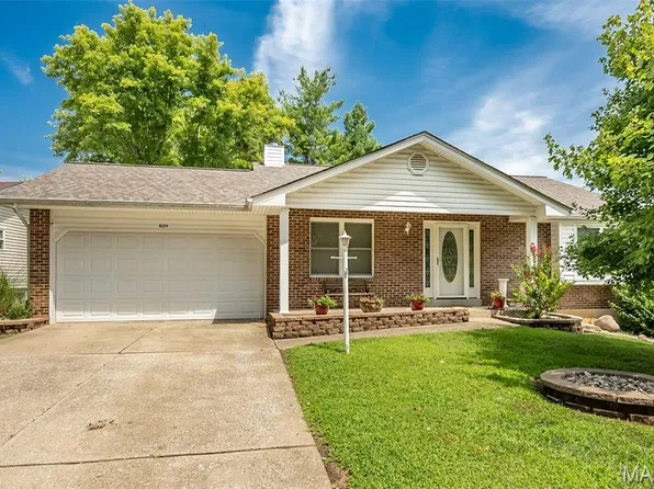 4209 Chisholm Trail Dr, Saint Charles, MO 63304