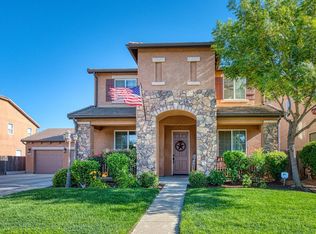 3080 Holland Ave, Clovis, CA 93619