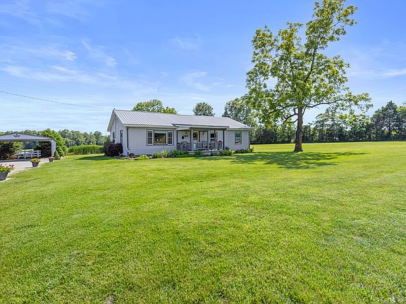 3rd image of 9785 W County Road 200 N