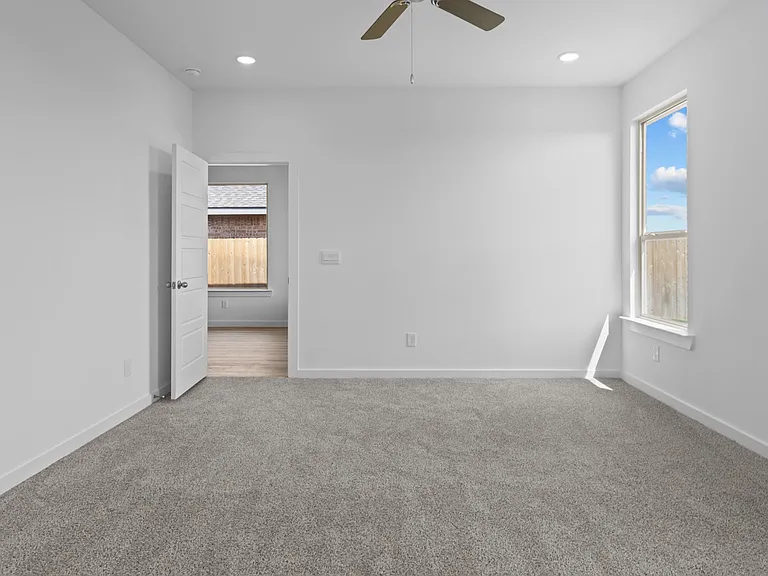 8536 Big Apple Dr — Photo 10