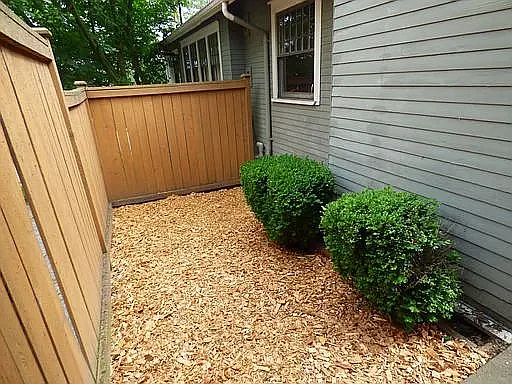 153 Florentia St — Photo 20