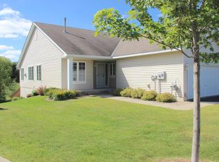 17384 Deerfield Dr SE, Prior Lake, MN 55372