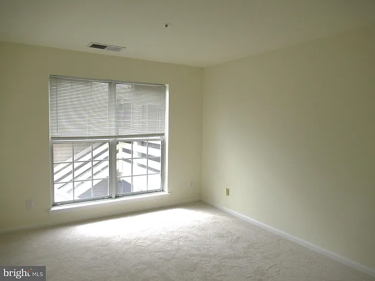 244 S Reynolds St #412 — Photo 12