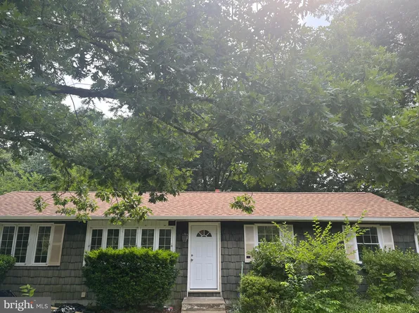 214 Ronald Rd, Lakewood, NJ 08701